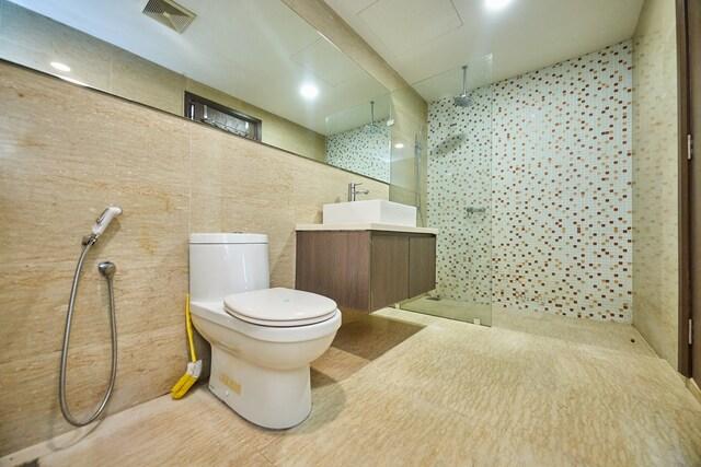 Photo of OYO Home 89669 Unbelievable 2br Regalia Suites - Kuala Lumpur, Kuala lumpur, Malaysia