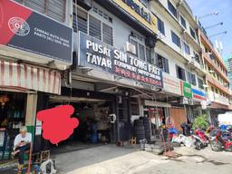 Pusat Tayar Sin Tong FATT