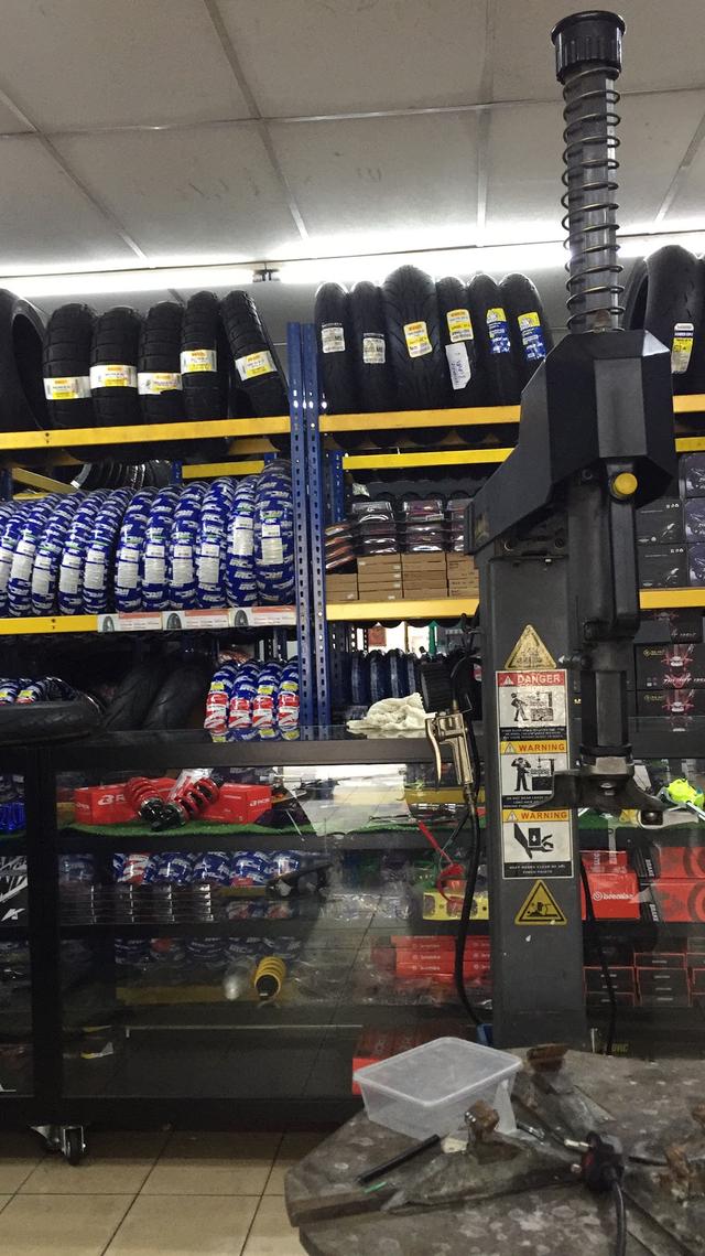 Photo of Artic Tayar Batu Caves - Kuala Lumpur, Kuala lumpur, Malaysia