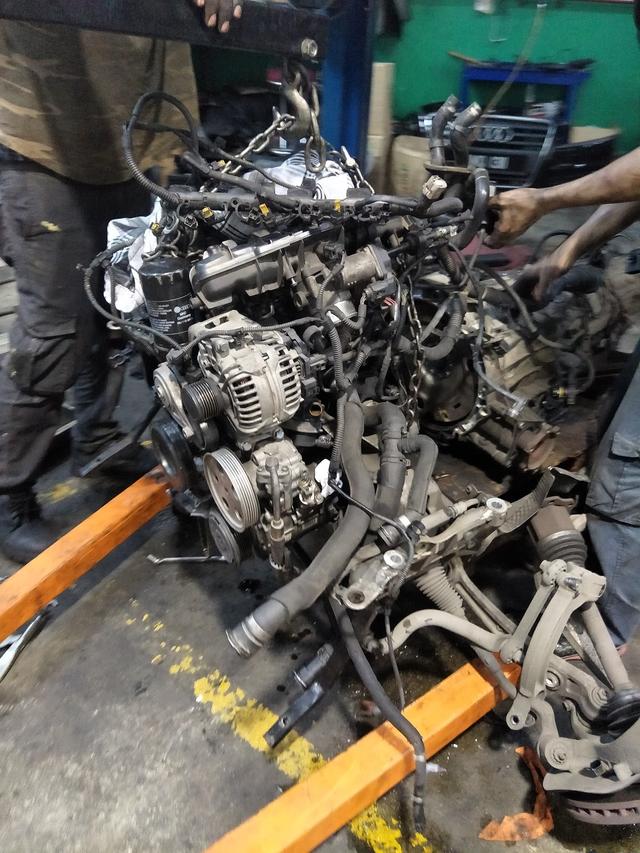 Photo of Castrol Auto Service Workshop - T & T Automotive Center - Klang, Selangor, Malaysia