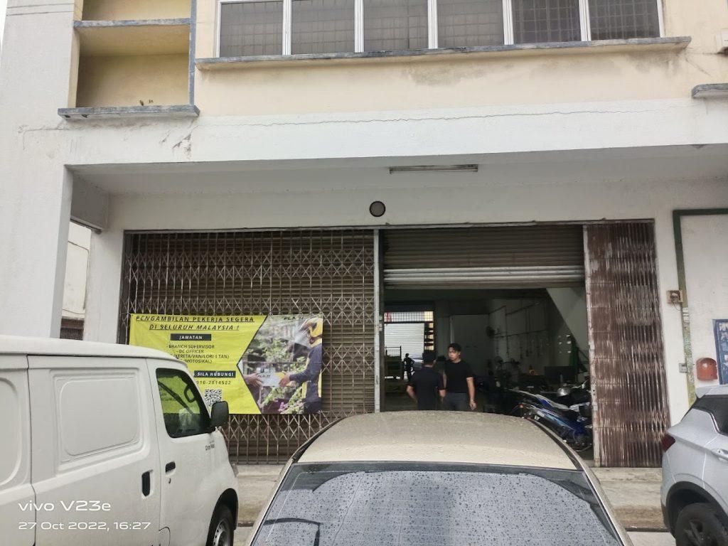 Background Blur Cover