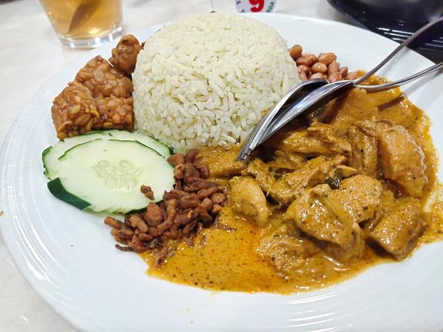 Photo of Hailam Vege Kopitiam Kuchai 海南頭素食咖啡馆鸿图园 - Kuala Lumpur, Kuala lumpur, Malaysia