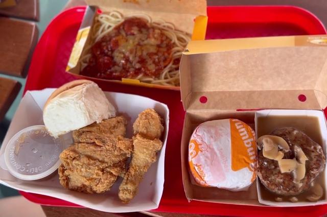 Photo of Jollibee Plaza Low Yat - Kuala Lumpur, Kuala lumpur, Malaysia