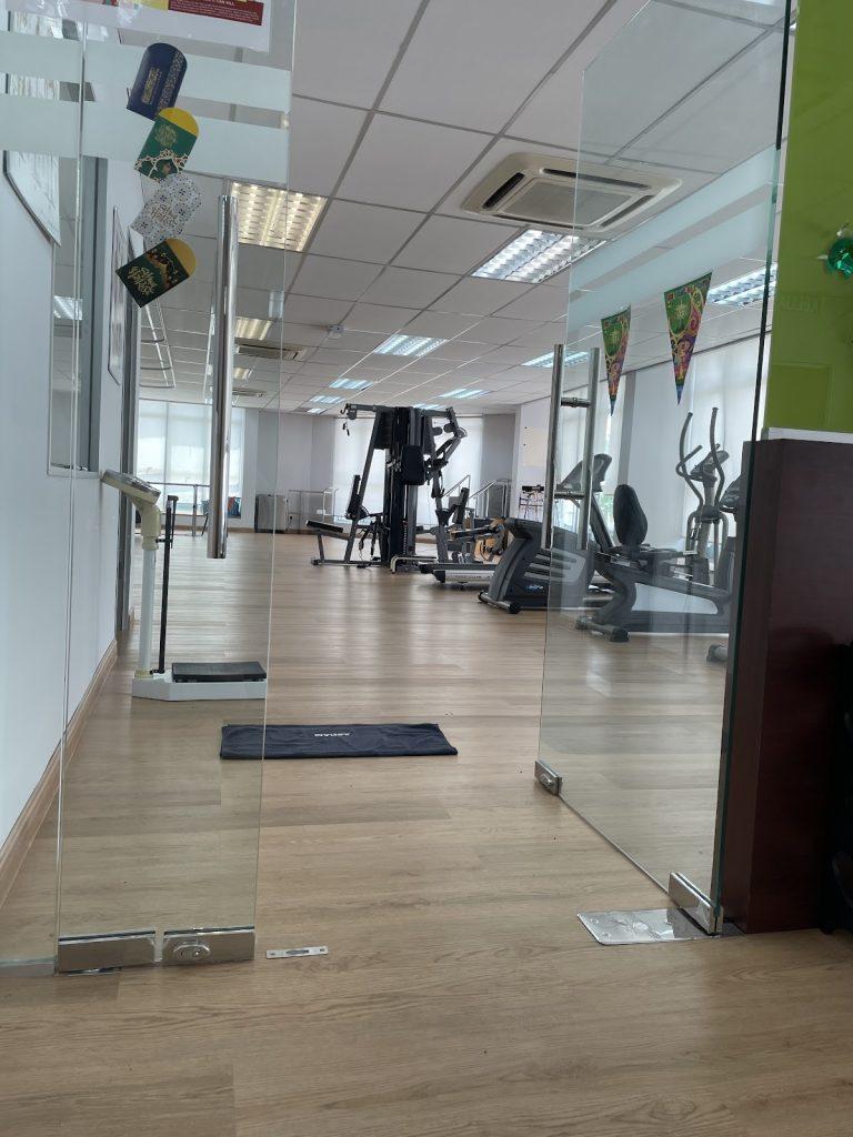 Background Blur Cover