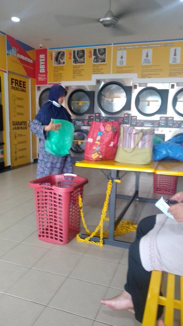 Photo of Laundrybar Self Service Laundry Taman Samudra Batu Caves - Kuala Lumpur, Kuala lumpur, Malaysia