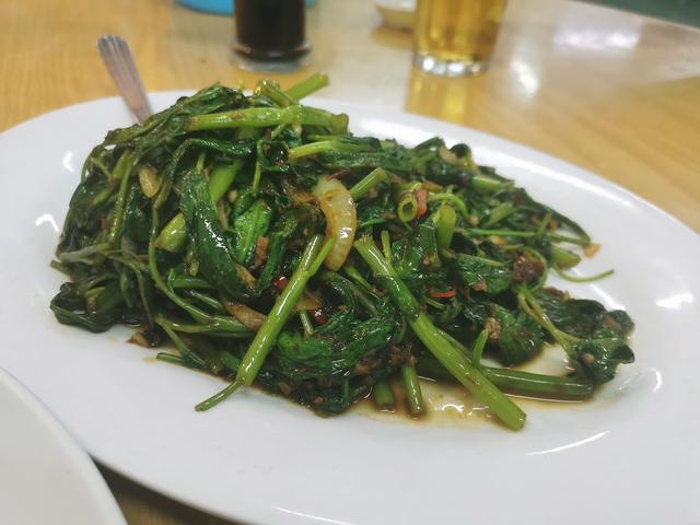 Photo of Loong Gourmet Seafood Restaurant 肥龍海鮮飯店 - Kuala Lumpur, Kuala lumpur, Malaysia
