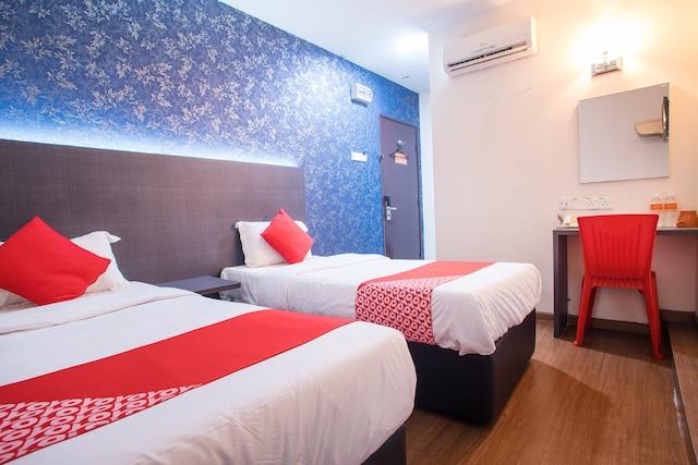 Photo of OYO 44041 Sovotel Express Hotel Sri Petaling 159 - Kuala Lumpur, Kuala lumpur, Malaysia