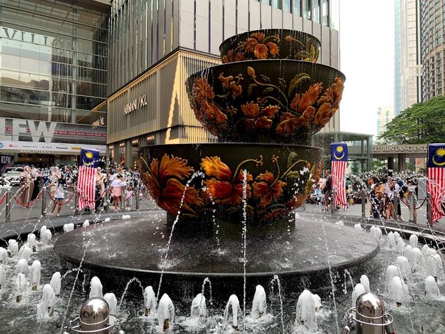 Photo of Pavilion Crystal Fountain - Kuala Lumpur, Kuala lumpur, Malaysia