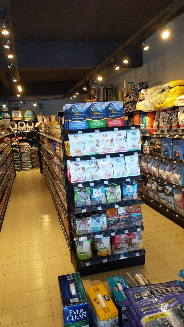 Photo of Step In Pet Shop Seksyen 23 - Shah Alam, Selangor, Malaysia