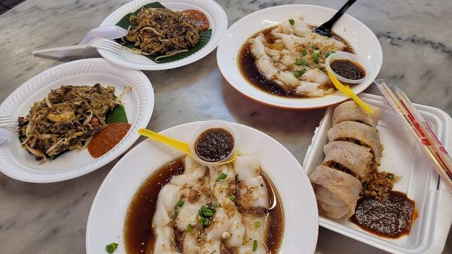 Photo of Restaurant Kam Wan Aneka Selera 冬菇亭美食中心 - Ipoh, Perak, Malaysia
