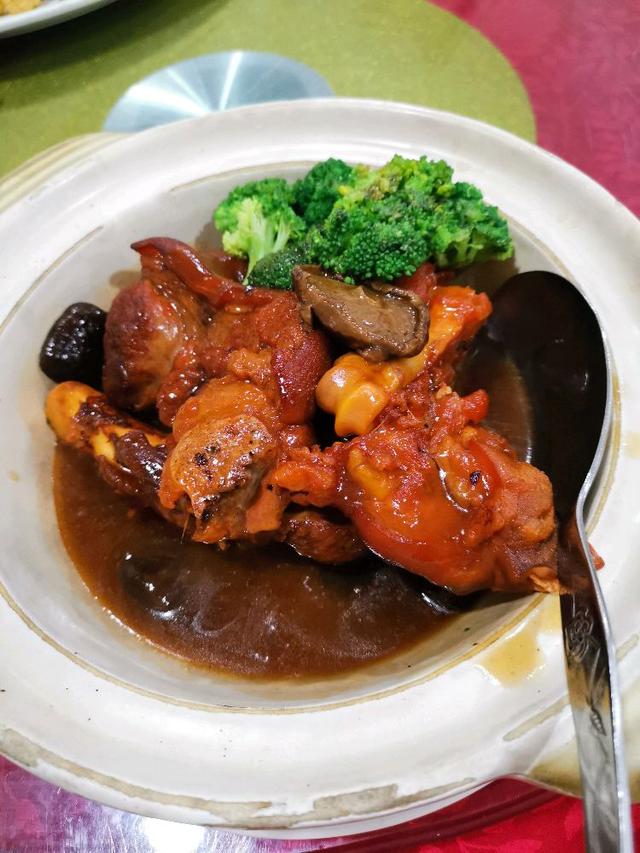 Photo of K.K Fisherman Seafood Restaurant - Kota Kinabalu, Sabah, Malaysia