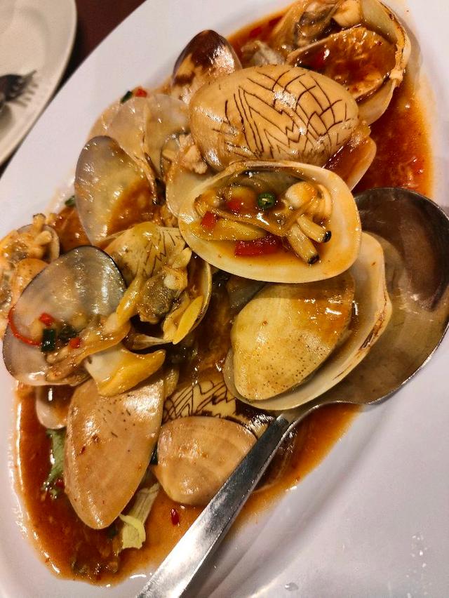 Photo of Kampung Nelayan Floating Seafood Market Restaurant - Kota Kinabalu, Sabah, Malaysia