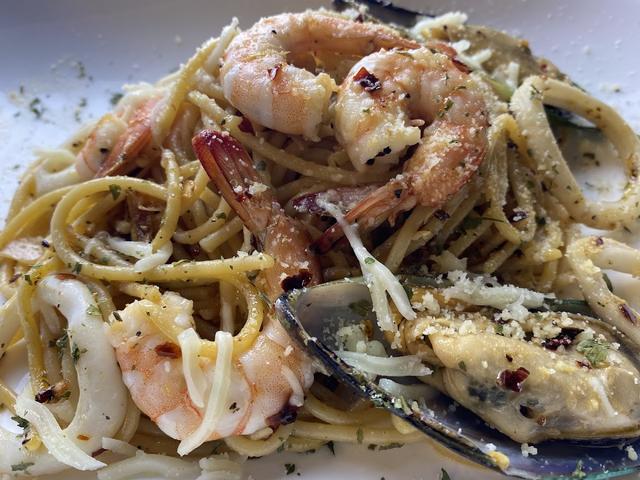 Photo of Three Amigos Restaurant Bar Kuching - Kuching, Sarawak, Malaysia