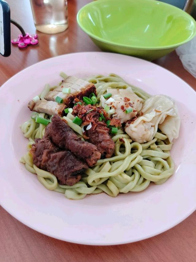 Photo of King's Mee - Kota Kinabalu, Sabah, Malaysia