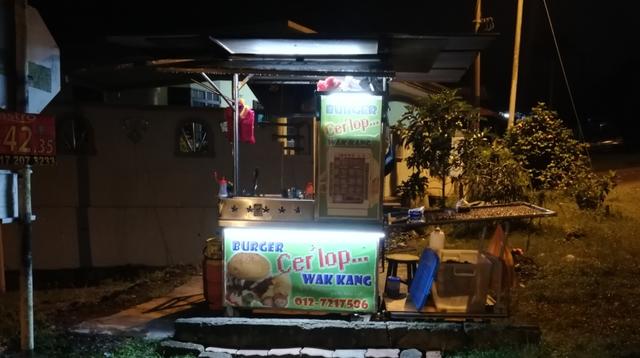 Photo of Burger Cer'Lop Wak Kang - Johor Bahru, Johor, Malaysia