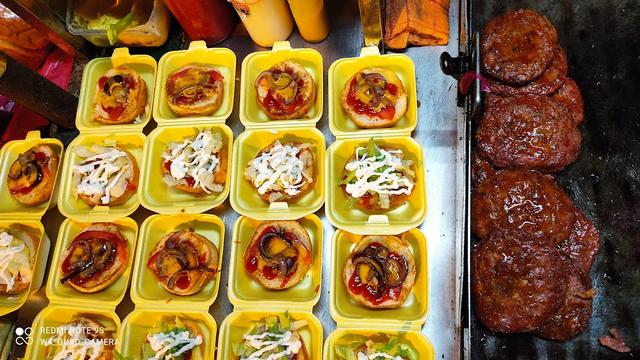 Photo of Burger Cer'Lop Wak Kang - Johor Bahru, Johor, Malaysia