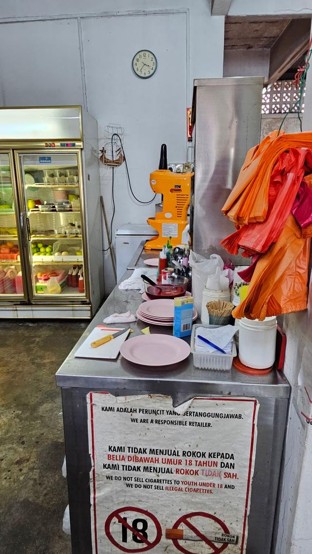 Photo of Kedai Buah-Buahan Dan Minuman Sweet Heart 甜心水果飲冰室 - Johor Bahru, Johor, Malaysia