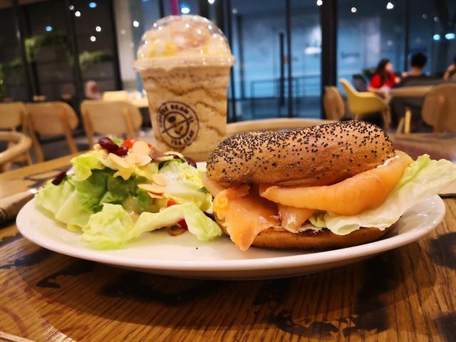 Photo of The Coffee Bean & Tea Leaf Setia Tropika Drive-Thru - Johor Bahru, Johor, Malaysia