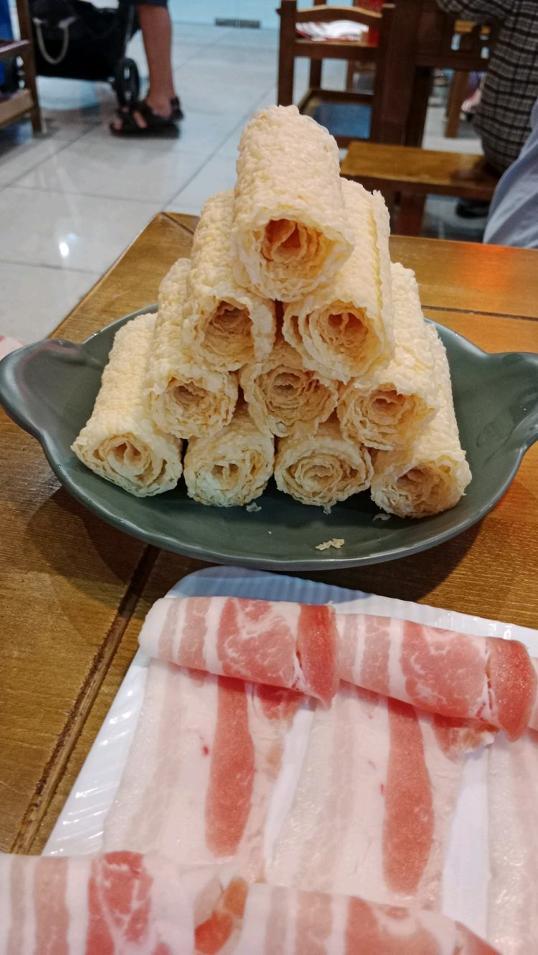 Photo of Hong Ding Ji Steamboat Restaurant 红鼎记老火锅 - Kota Kinabalu, Sabah, Malaysia