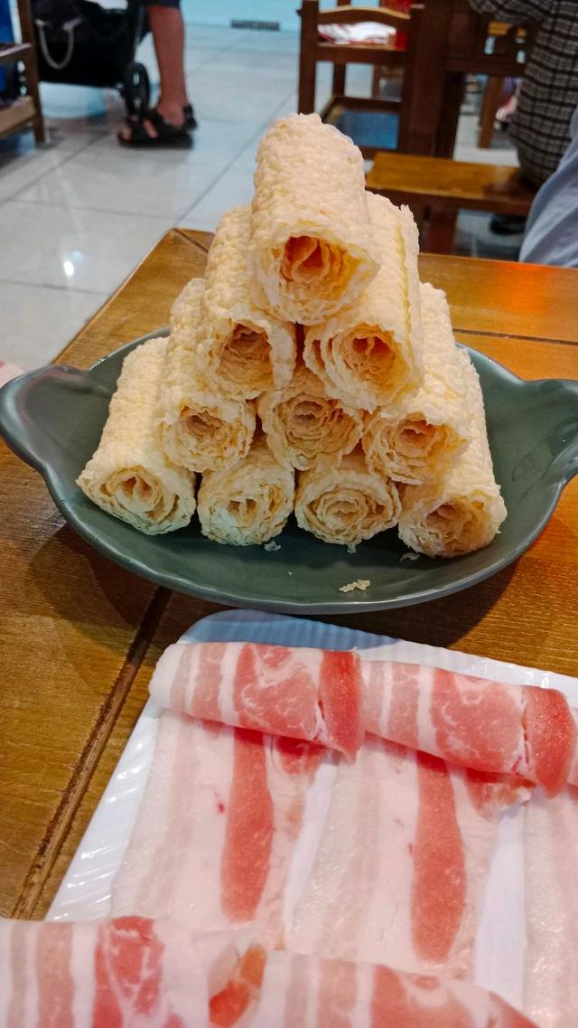 Photo of Hong Ding Ji Steamboat Restaurant 红鼎记老火锅 - Kota Kinabalu, Sabah, Malaysia