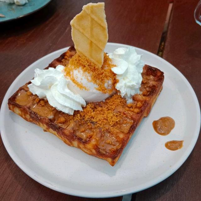 Photo of Tempurung cafe, Kota Kinabalu - Kota Kinabalu, Sabah, Malaysia