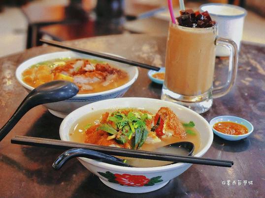 Photo of 亚燕 AH YEN SANDAKAN TRADITIONAL FRIED PORK KUEY TEOW (SINCE 1940) SURIA - Kota Kinabalu, Sabah, Malaysia