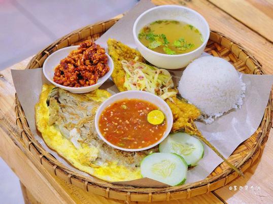 Photo of Restoran & Katering Zieleto Ikan Boulu tanpa Tulang (Cawangan Penampang) - Kota Kinabalu, Sabah, Malaysia