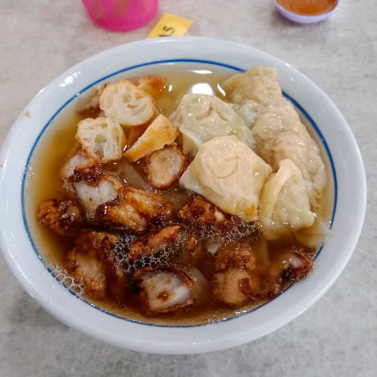 Photo of Sandakan Tasty Zha Yuk Kuey Teow 好味山打根炸肉粉仔 - Kota Kinabalu, Sabah, Malaysia