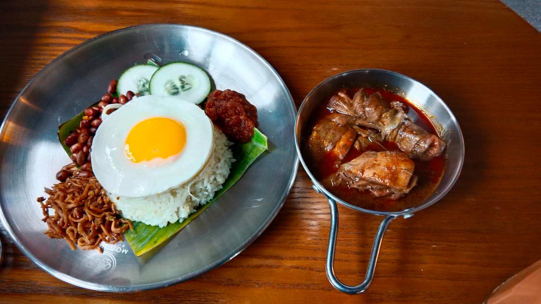 Photo of MOGINUM Restobar - Kota Kinabalu, Sabah, Malaysia