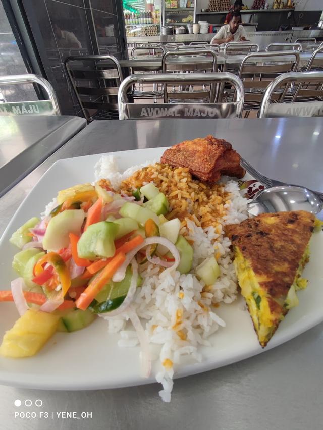 Photo of Awwal Maju Nasi Kandar Restaurant - Ampang, Selangor, Malaysia