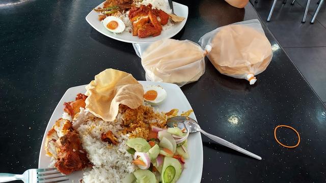 Photo of Restoran Awwal Maju Curry House - Ampang, Selangor, Malaysia