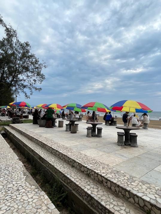 Photo of Tanjung Aru Beach - Kota Kinabalu, Sabah, Malaysia
