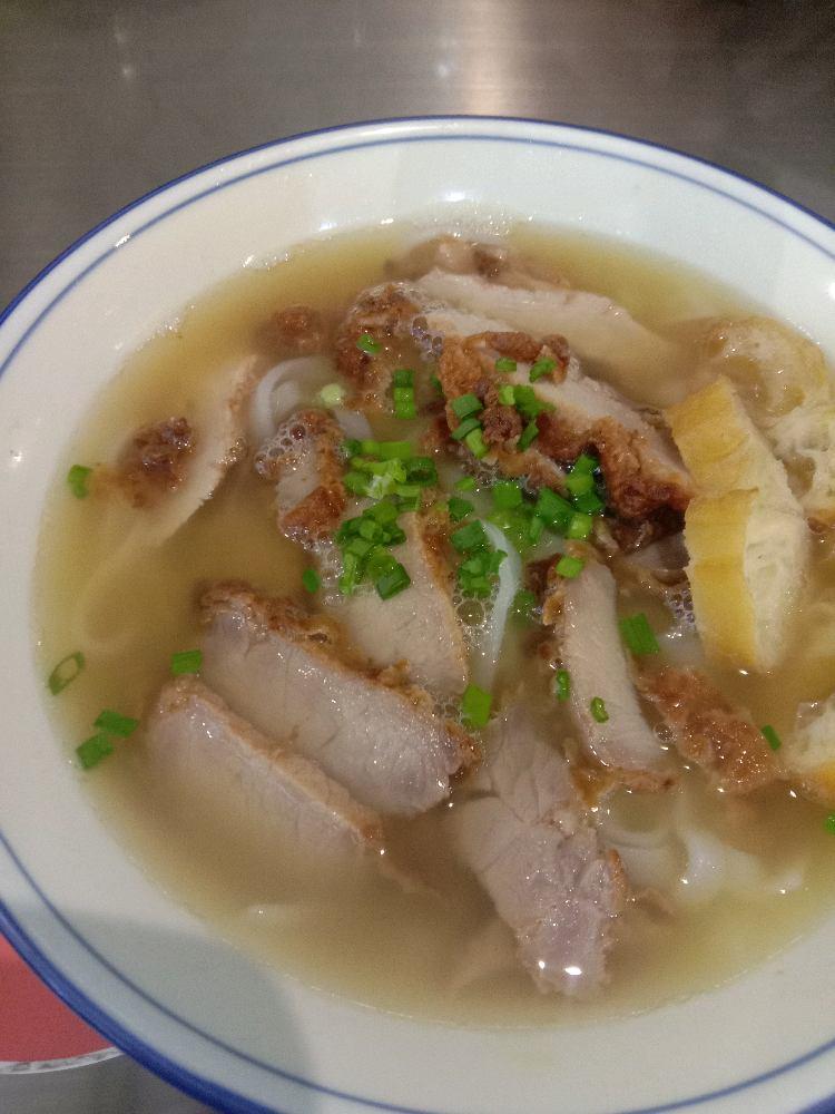 Photo of 亚燕 AH YEN SANDAKAN TRADITIONAL FRIED PORK KUEY TEOW (SINCE 1940) SURIA - Kota Kinabalu, Sabah, Malaysia