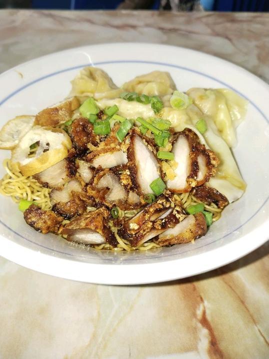 Photo of Sandakan Tasty Zha Yuk Kuey Teow 好味山打根炸肉粉仔 - Kota Kinabalu, Sabah, Malaysia