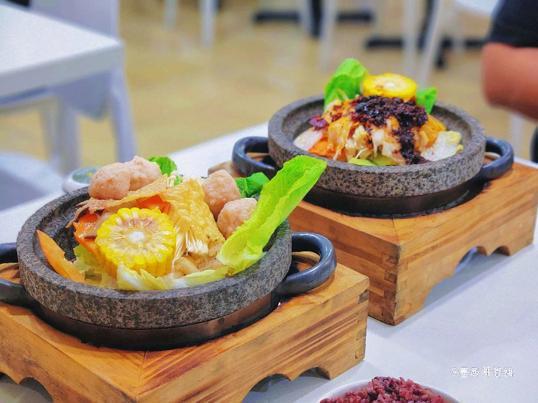 Photo of Young Sanna Mee (Kota Kinabalu) - Kota Kinabalu, Sabah, Malaysia