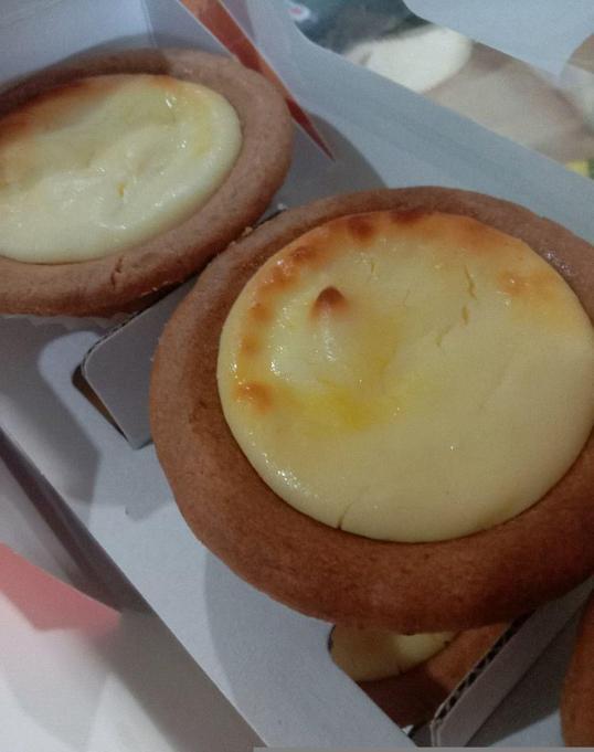 Photo of Hokkaido Baked Cheese Tart In IMAGO Shopping Mall - Kota Kinabalu, Sabah, Malaysia