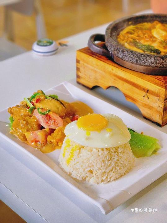 Photo of Young Sanna Mee (Kota Kinabalu) - Kota Kinabalu, Sabah, Malaysia