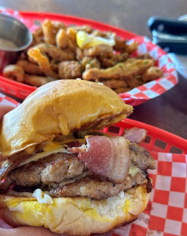 Photo of Kalikaligo Bar & Grill - Kota Kinabalu, Sabah, Malaysia