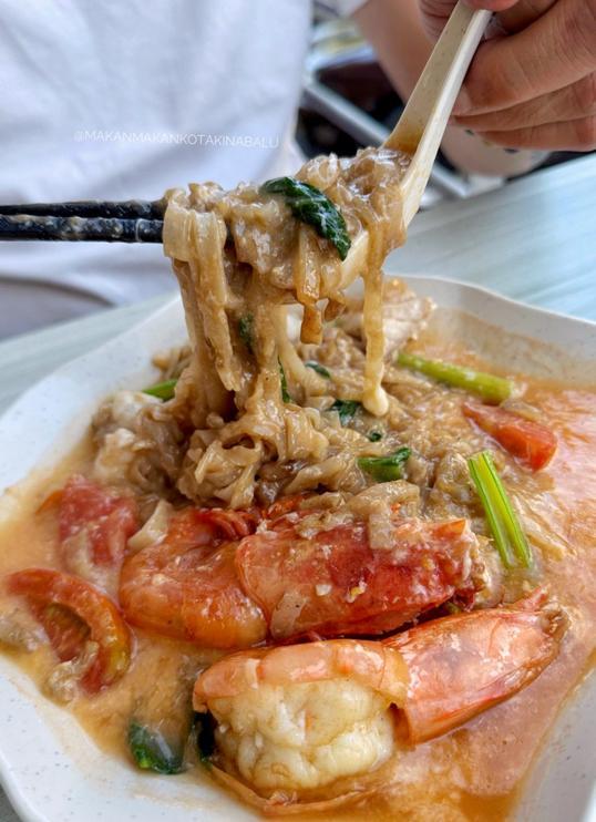 Photo of Tiga Ikan Kopitiam 三只鱼茶室 - Kota Kinabalu, Sabah, Malaysia