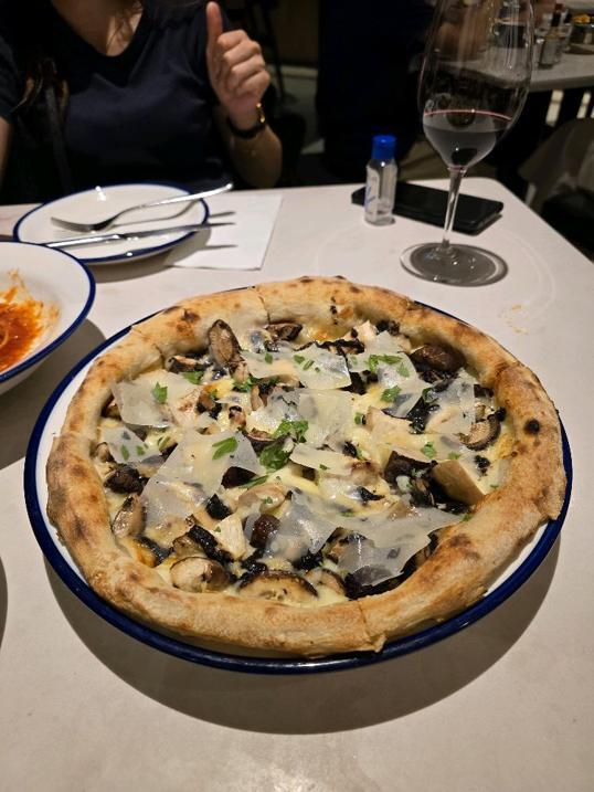 Photo of POUND - Kota Kinabalu, Sabah, Malaysia