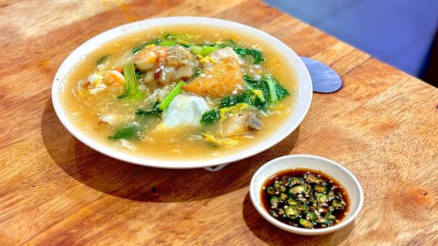 Photo of NEW QQ STEAMBOAT CAFE - Kota Kinabalu, Sabah, Malaysia