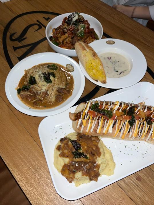 Photo of Shoney's Dining & Bar - Kota Kinabalu, Sabah, Malaysia