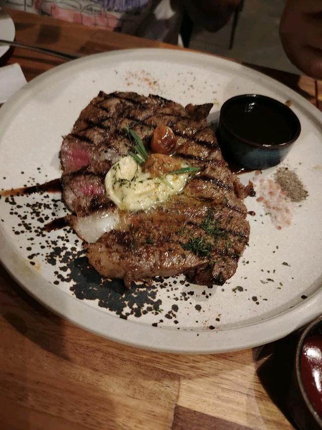 Photo of Happy Place Restaurant & Bar - Kota Kinabalu, Sabah, Malaysia