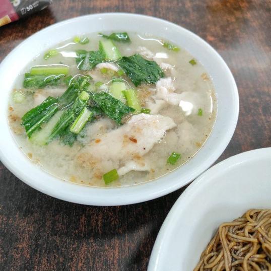 Photo of Kedai Kopi Melanian 3 金沙园生肉面 - Kota Kinabalu, Sabah, Malaysia