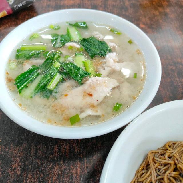 Photo of Kedai Kopi Melanian 3 金沙园生肉面 - Kota Kinabalu, Sabah, Malaysia