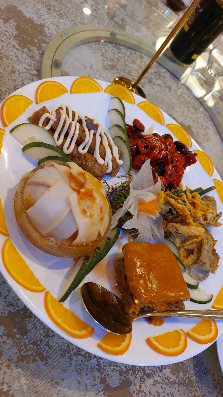 Photo of May Flower Restaurant 伍月花酒楼 - Kota Kinabalu, Sabah, Malaysia