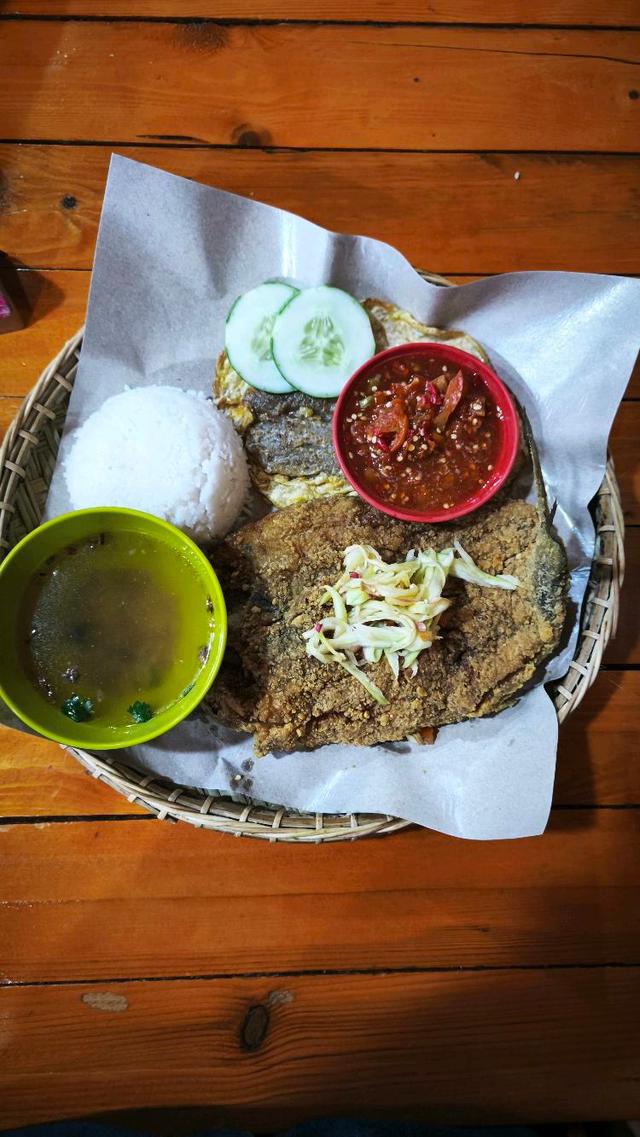 Photo of Restoran & Katering Zieleto Ikan Boulu Tanpa Tulang - Kota Kinabalu, Sabah, Malaysia