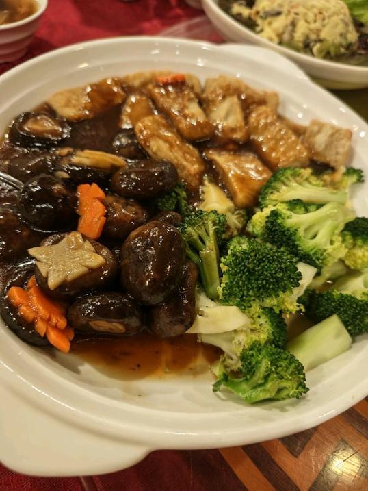 Photo of New WK Restaurant Luyang (新旺角中餐点心) - Kota Kinabalu, Sabah, Malaysia
